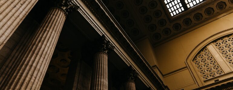 Le Droit de l’Environnement : Enjeux et Responsabilités Le Droit de l’Environnement : Enjeux et Responsabilités